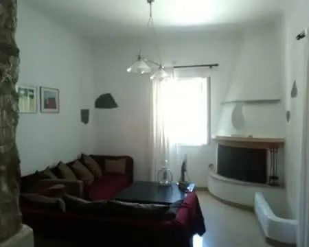 Villa Elaiolithos